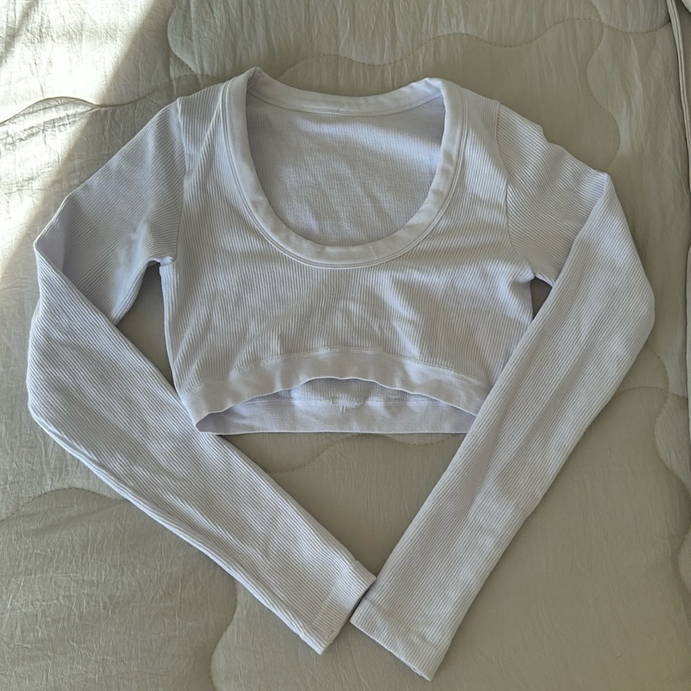 ALO seamless rib cropped serene long sleeve